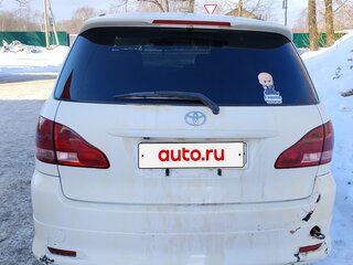 2003 Toyota Ipsum II (M20) Рестайлинг, белый, 650000 рублей, вид 3