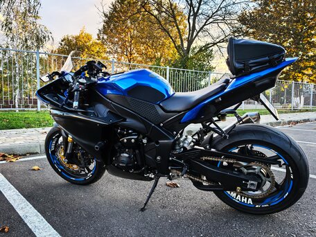 2010 Yamaha YZF-R1, синий, 750000 рублей, вид 3