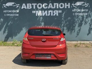 2012 Hyundai Solaris I, красный, 680000 рублей, вид 4