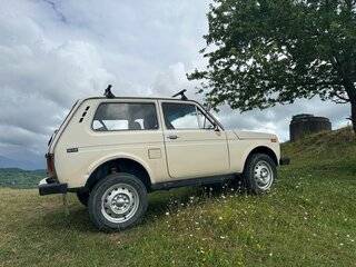 1997 Lada (ВАЗ) 2121 (4x4) I Рестайлинг, бежевый, 220000 рублей, вид 3