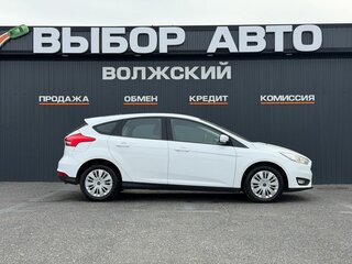 2017 Ford Focus III Рестайлинг, белый, 1030000 рублей, вид 4