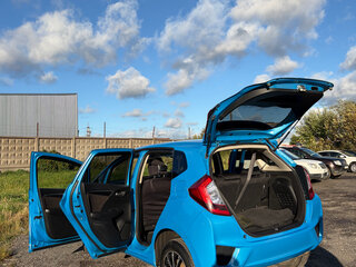 2014 Honda Fit III, голубой, 1150000 рублей, вид 5