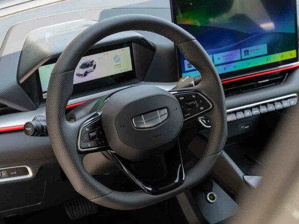 2026 Geely Coolray I Рестайлинг 2, серый, 2774990 рублей - вид 16
