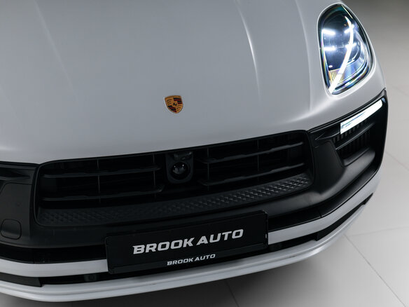 2022 Porsche Macan GTS I Рестайлинг 2, белый, 8790000 рублей - вид 26