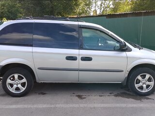 2002 Dodge Caravan 4-speed IV, серебристый, 370000 рублей, вид 3