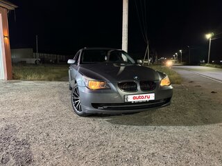 2004 BMW 5 серии 520i V (E60/E61), серый, 770000 рублей, вид 4