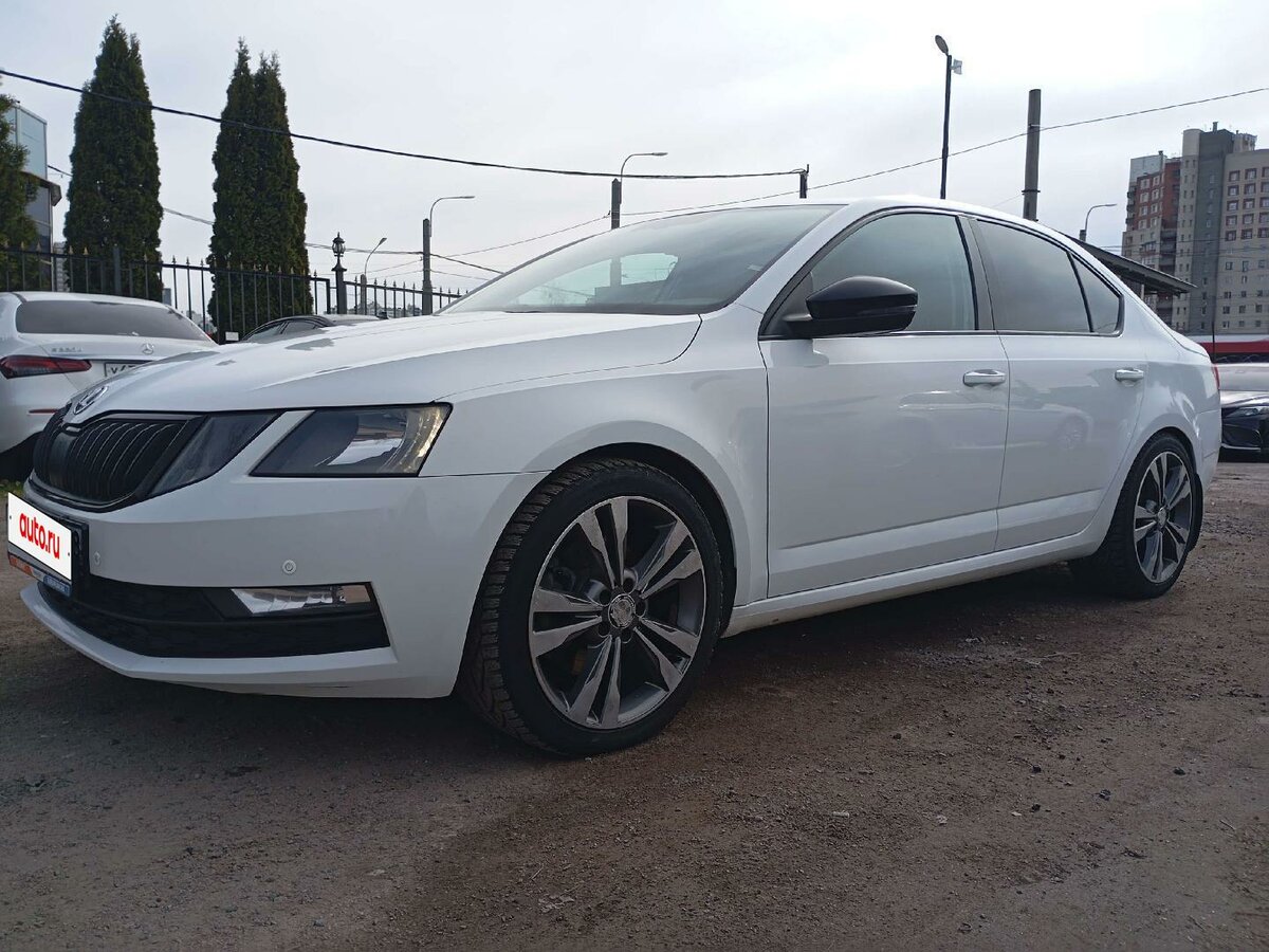 Открыть фотографии: Skoda Octavia III (A7) Рестайлинг
