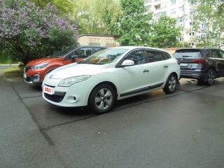 2010 Renault Megane III, белый, 705000 рублей, вид 5