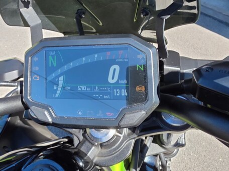 2020 Kawasaki Z 650, чёрный, 780000 рублей, вид 1
