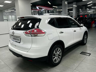 2016 Nissan X-Trail III, белый, 1700000 рублей, вид 3