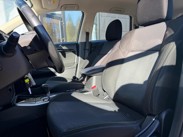 2018 Mitsubishi Outlander III Рестайлинг 3, серебристый, 2159000 рублей - вид 18
