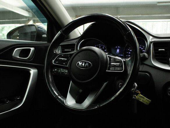 2020 Kia Ceed III, синий, 1780000 рублей - вид 7
