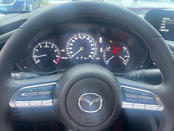 2023 Mazda 3 Axela IV (BP), белый, 1511000 рублей - вид 8