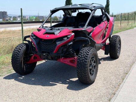 2026 BRP Can-Am Maverick R, красный, 5990000 рублей, вид 1