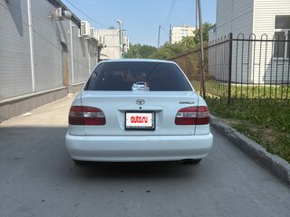 1998 Toyota Corolla VIII (E110) Рестайлинг, белый, 305000 рублей, вид 3