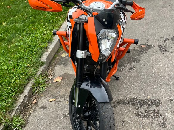 2012 KTM 200 Duke, оранжевый, 255000 рублей - вид 2