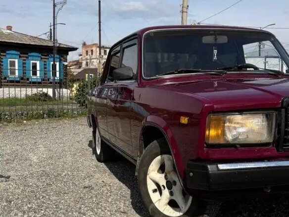 2002 Lada (ВАЗ) 2107, красный - вид 3