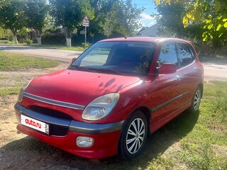 2000 Daihatsu Sirion I (M1), красный, 350000 рублей, вид 1