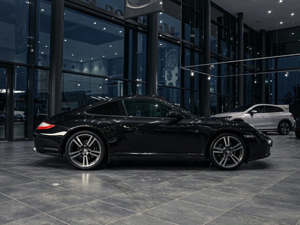 2009 Porsche 911 Carrera 4 VI (997) Рестайлинг, чёрный, 6549000 рублей - вид 5