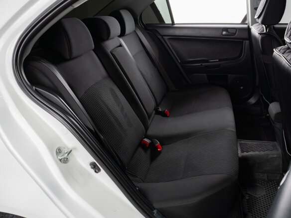 2014 Mitsubishi Lancer X Рестайлинг, белый, 1040000 рублей - вид 6