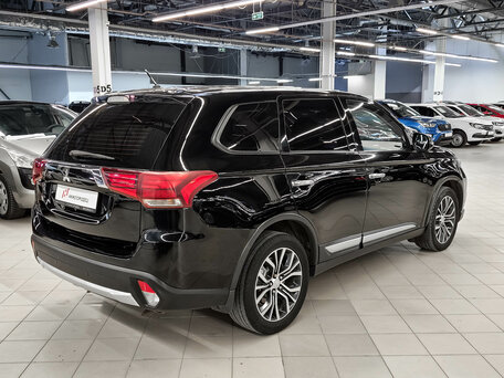 2016 Mitsubishi Outlander III Рестайлинг 2, чёрный, 1459000 рублей, вид 3
