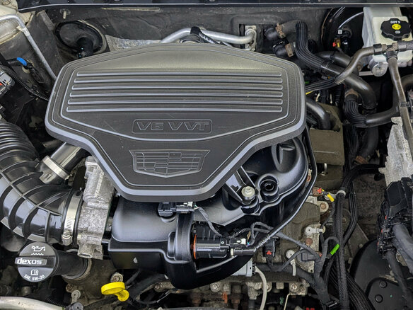 2016 Cadillac XT5 I, бежевый, 2399000 рублей - вид 8