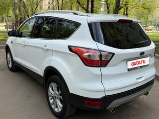 2018 Ford Kuga II Рестайлинг, белый, 1600000 рублей, вид 4