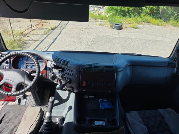 2003 DAF CF-series, красный, 1300000 рублей - вид 17
