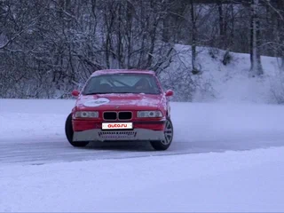 1991 BMW 3 серии 325i III (E36), красный, 475000 рублей, вид 2