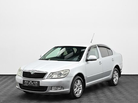 2009 Skoda Octavia II (A5) Рестайлинг, серебристый, 549000 рублей, вид 3