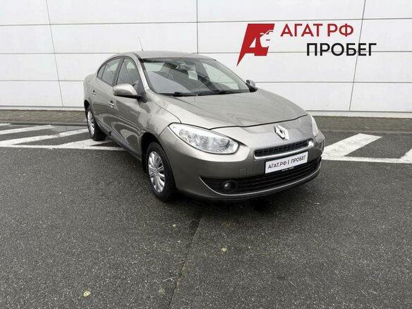 2011 Renault Fluence I, бежевый, 990000 рублей - вид 2