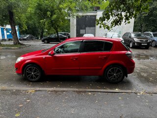 2008 Opel Astra H Рестайлинг, красный, 560000 рублей, вид 5