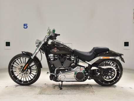 2025 Harley-Davidson Breakout, чёрный, 2200000 рублей, вид 2