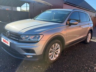 2020 Volkswagen Tiguan II, серый, 2500000 рублей, вид 1