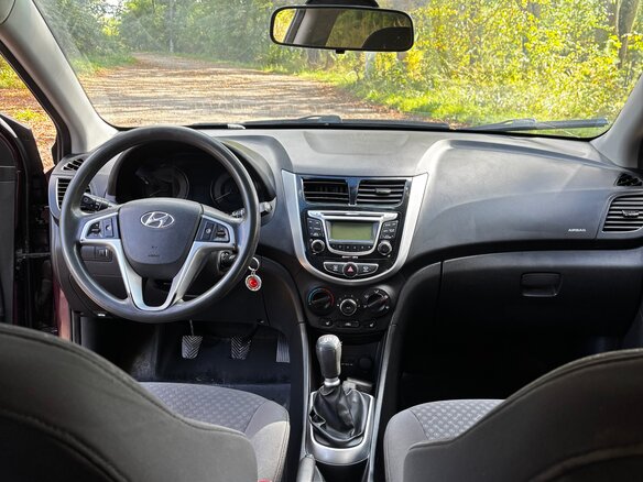 2012 Hyundai Solaris I, фиолетовый - вид 15