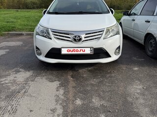 2012 Toyota Avensis III Рестайлинг, белый, 950000 рублей, вид 1