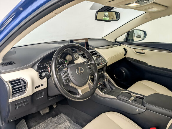 2020 Lexus NX 200 I Рестайлинг, голубой, 3950000 рублей - вид 15