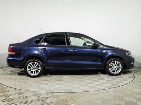 2016 Volkswagen Polo V Рестайлинг, синий, 949989 рублей, вид 4