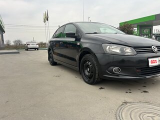 2011 Volkswagen Polo V, чёрный, 530000 рублей, вид 2