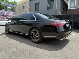 2025 Mercedes-Benz S-Класс 350 d 4MATIC VII (W223), чёрный, 11195000 рублей, вид 4