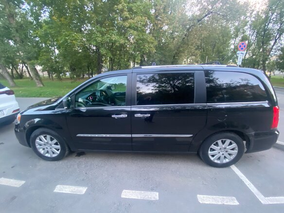 2012 Chrysler Voyager Grand V Рестайлинг, чёрный - вид 7