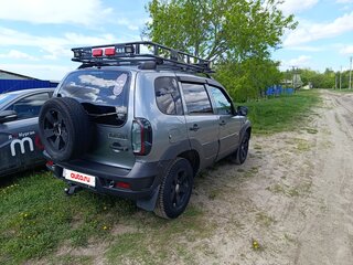 2016 Chevrolet Niva I Рестайлинг, серый, 550000 рублей, вид 4
