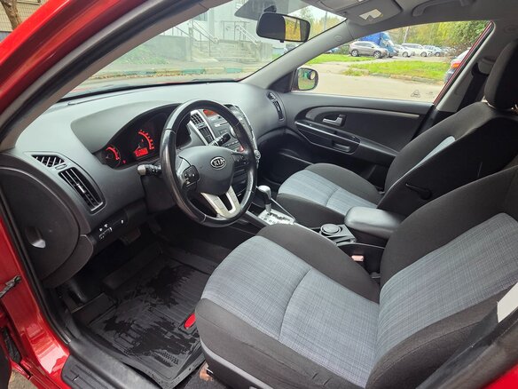 2011 Kia Ceed I Рестайлинг, красный, 760000 рублей - вид 5