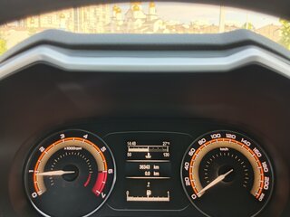 2023 Lada (ВАЗ) Vesta I Рестайлинг (NG), белый, 1000000 рублей, вид 2