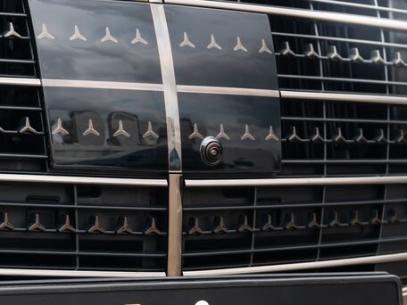 2026 Mercedes-Benz S-Класс 580 Long 4MATIC VII (W223) Рестайлинг, серый, 29990000 рублей, вид 4