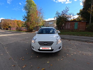 2009 Kia Ceed I, белый, 550000 рублей, вид 1