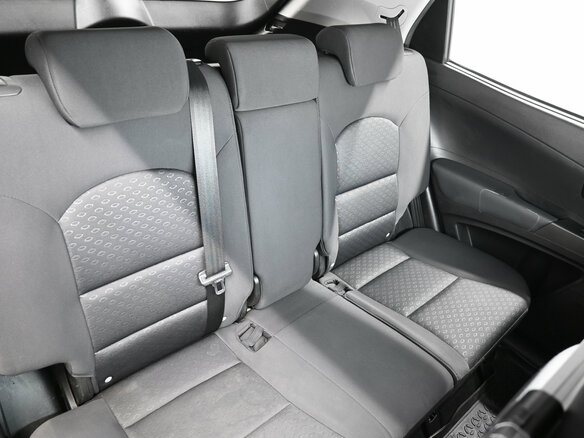 2012 SsangYong Actyon II, белый - вид 11