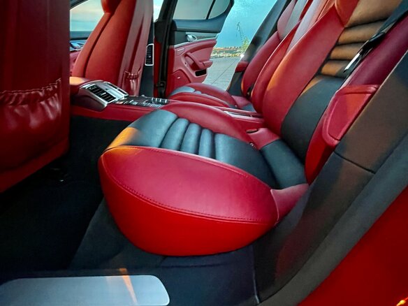 2015 Porsche Panamera GTS I Рестайлинг, красный, 4500000 рублей - вид 29