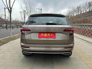 2022 Skoda Karoq I, коричневый, 1890000 рублей, вид 4