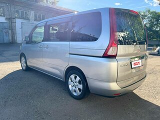 2008 Nissan Serena III (C25), серый, 885000 рублей, вид 3